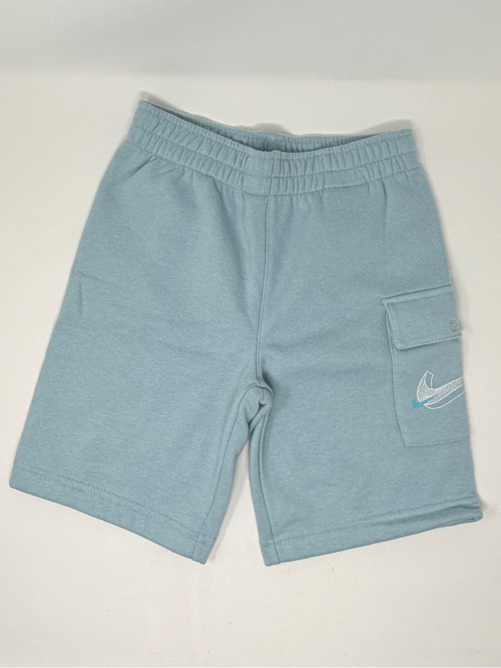 Nike Kids Light Blue Cargo Pocket Shorts sz. 6-7